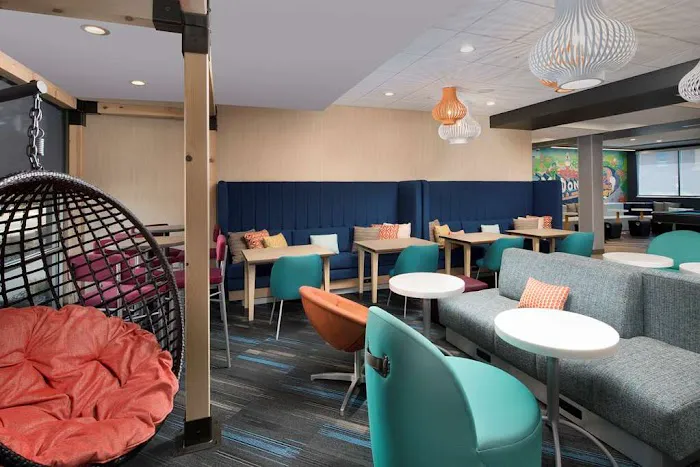 Tru by Hilton McDonough 4