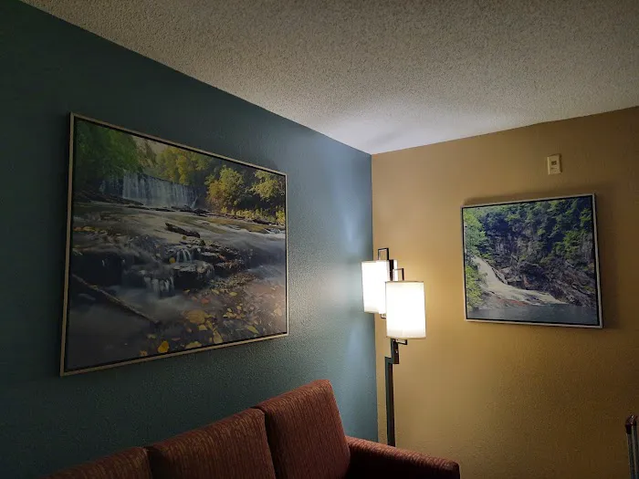 Best Western Plus McDonough Inn & Suites 4