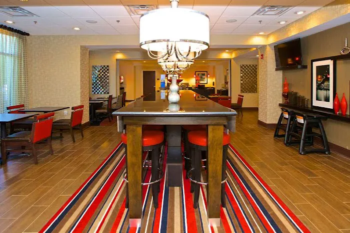 Hampton Inn Atlanta McDonough 4