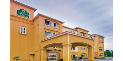 La Quinta Inn & Suites by Wyndham Atlanta-Union City