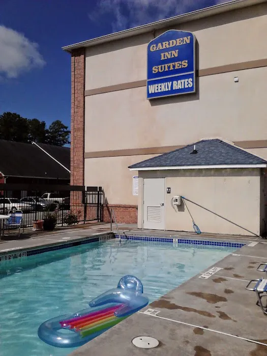 Garden Inn Union City 4