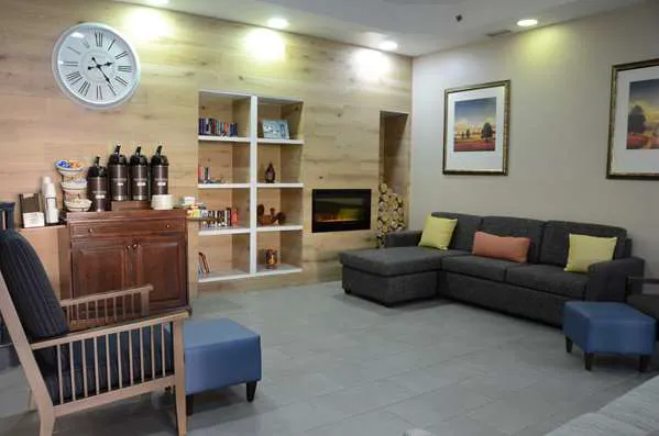 Country Inn & Suites by Radisson, Buford at Mall of Georgia, GA 4