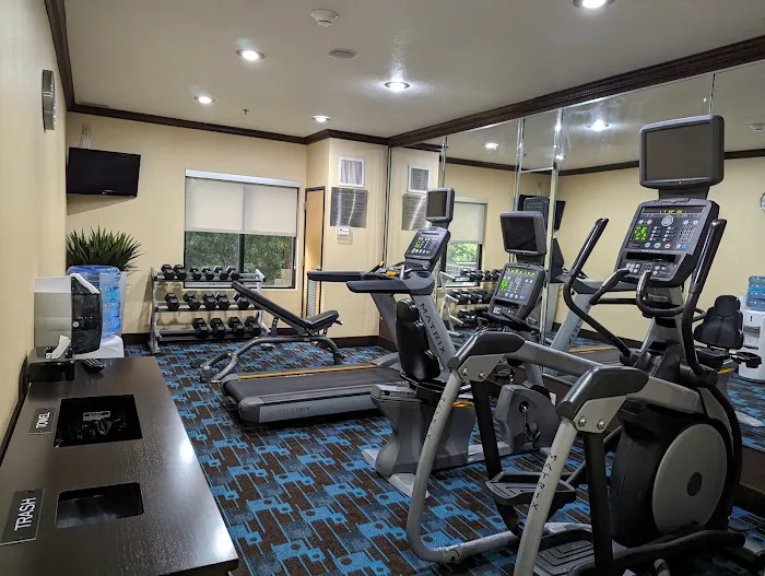 Fairfield Inn & Suites Gainesville 4