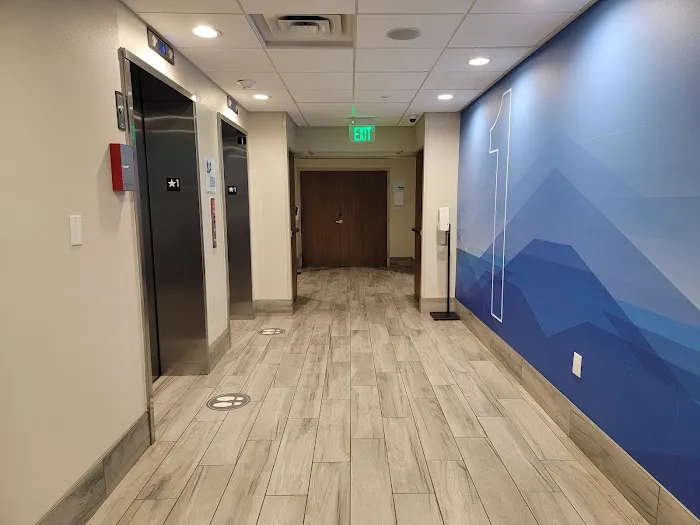 Holiday Inn Express & Suites Gainesville - Lake Lanier Area, an IHG Hotel 4