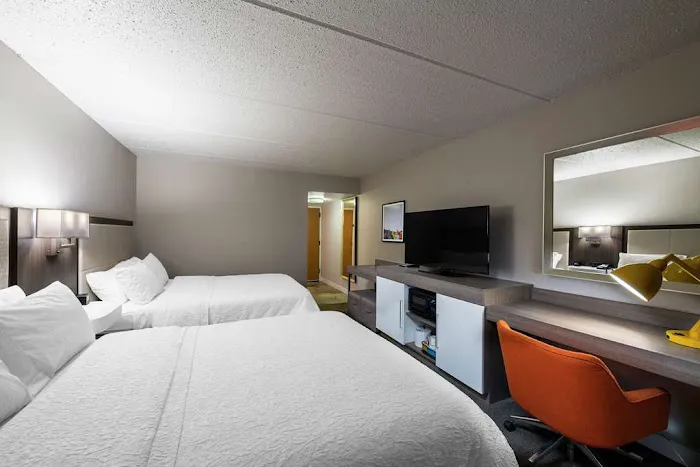 Hampton Inn Gainesville 4