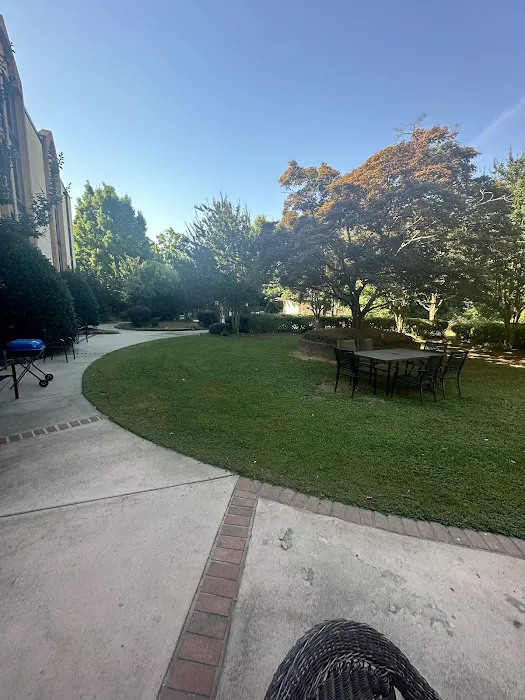 Ramada by Wyndham Gainesville 4
