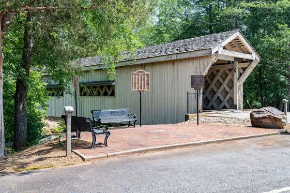 Baymont by Wyndham Commerce GA Near Tanger Outlets Mall 4