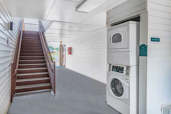 Baymont by Wyndham Commerce GA Near Tanger Outlets Mall 4
