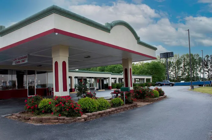 Scottish Inns Commerce, GA 4