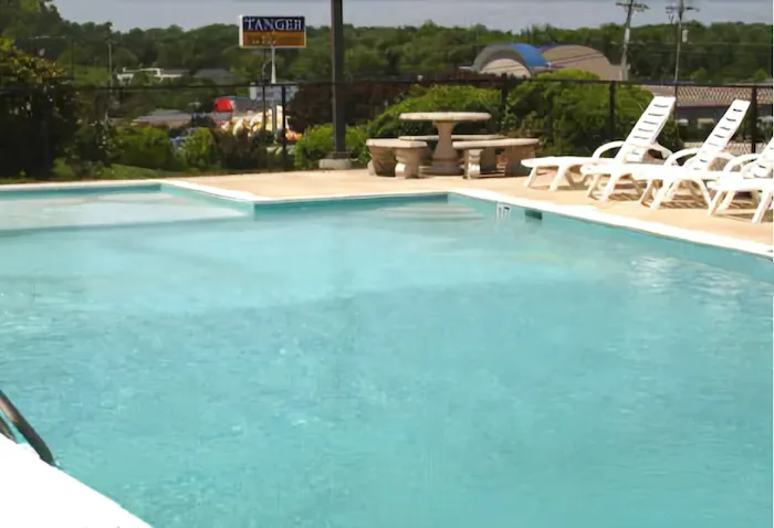 Scottish Inns Commerce, GA 4