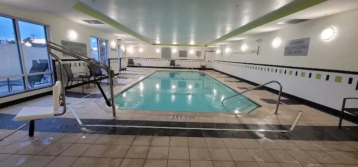 Fairfield Inn & Suites Commerce 4