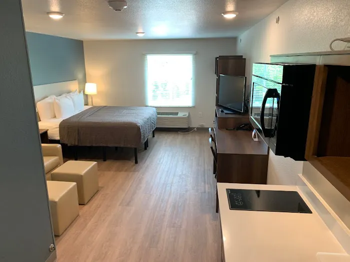 WoodSpring Suites Atlanta McDonough 4