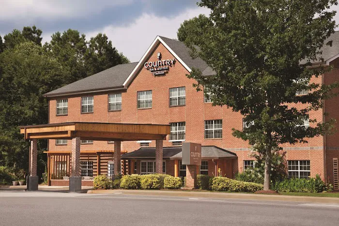 Country Inn & Suites by Radisson, Newnan, GA 4