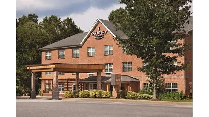 Country Inn & Suites by Radisson, Newnan, GA 4