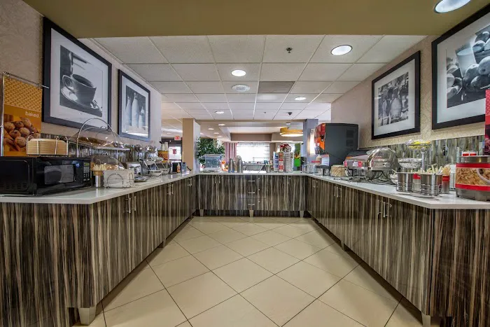 Hampton Inn Atlanta/Newnan 4