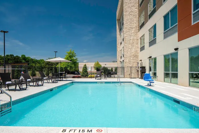 Holiday Inn Express & Suites Griffin by IHG 4