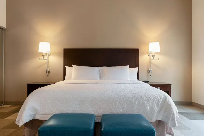 Hampton Inn & Suites Atlanta Airport West/Camp Creek Pkwy 4
