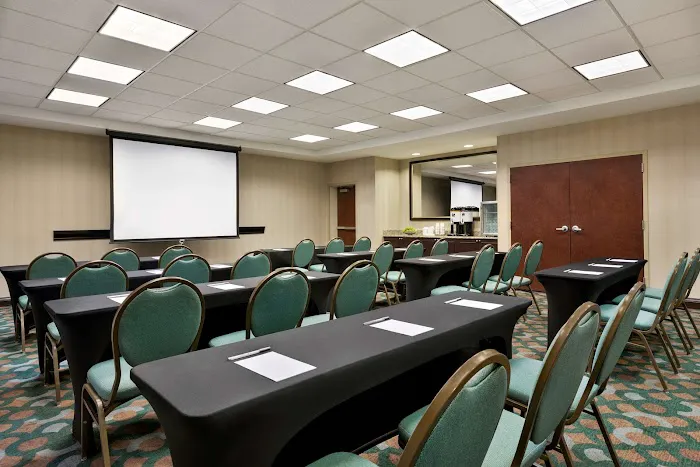 Hampton Inn & Suites Atlanta Airport West/Camp Creek Pkwy 4
