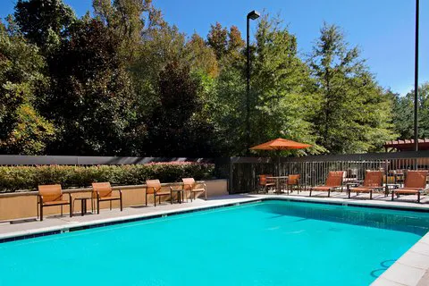 Courtyard Atlanta Airport West 4
