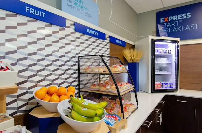 Holiday Inn Express & Suites Atlanta Arpt West - Camp Creek by IHG 5