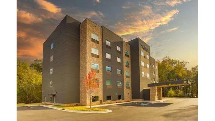 Country Inn & Suites by Radisson, Cumming, GA 4