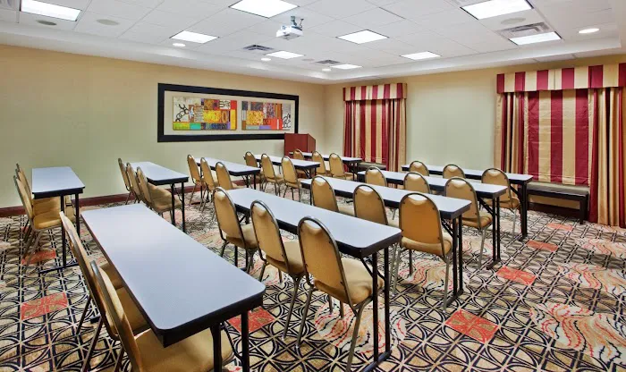 Holiday Inn Express & Suites Atlanta-Cumming by IHG 4