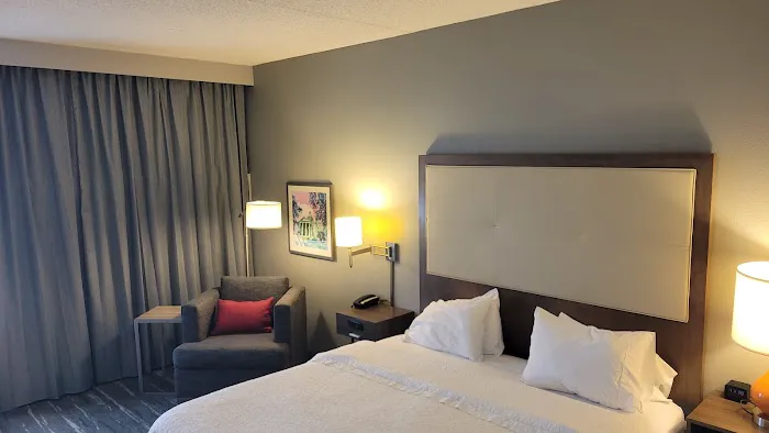 Hampton Inn Commerce 4