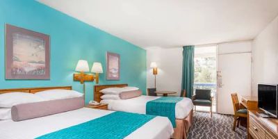 Howard Johnson by Wyndham Commerce GA