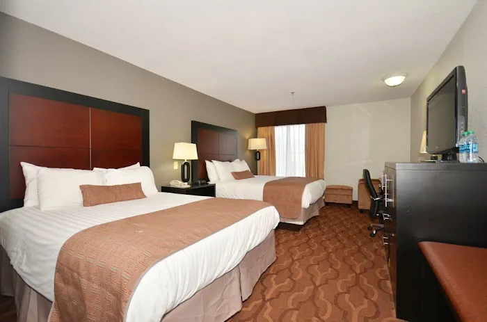 Best Western Commerce Inn 4