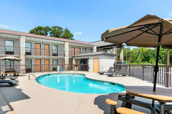 Quality Inn Commerce at I-85 4