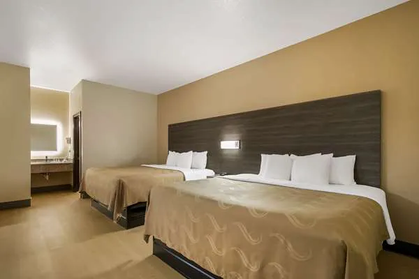 Quality Inn Commerce at I-85 4