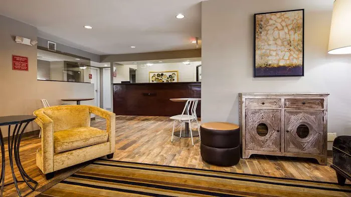 Best Western Shenandoah Inn 4