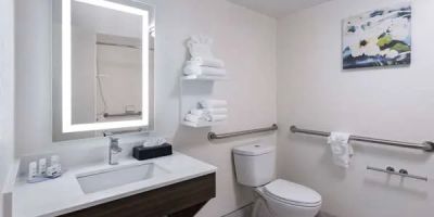 La Quinta Inn & Suites by Wyndham Atlanta South - Newnan