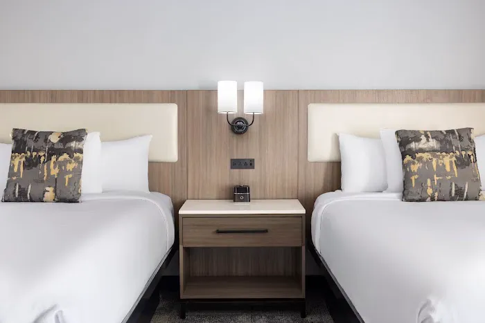 La Quinta Inn & Suites by Wyndham Atlanta South - Newnan 4