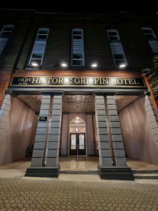 The Historic Griffin Hotel 5