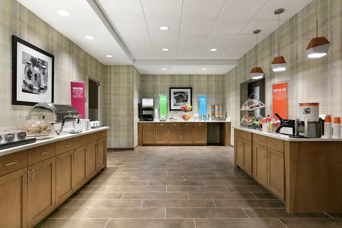 Hampton Inn and Suites Johns Creek 4