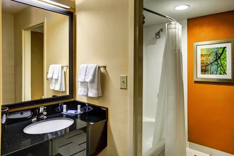 Fairfield Inn & Suites Atlanta Suwanee 4