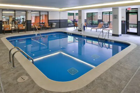 Courtyard Atlanta Suwanee 4