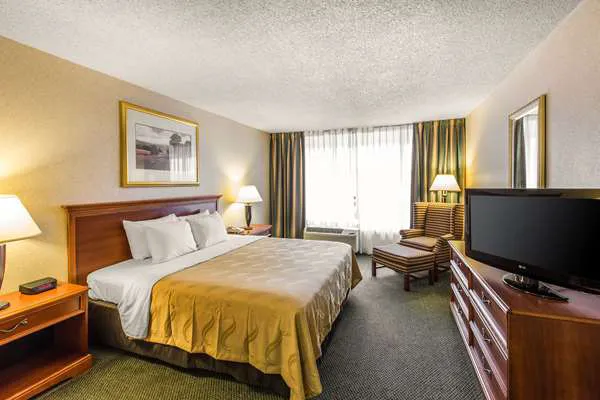 Quality Inn & Suites McDonough South I-75 4