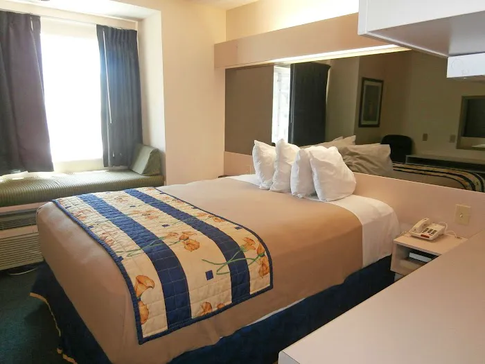 Americas Best Value Inn & Suites McDonough 4