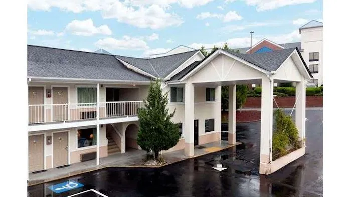 Days Inn by Wyndham Dahlonega University Area 4