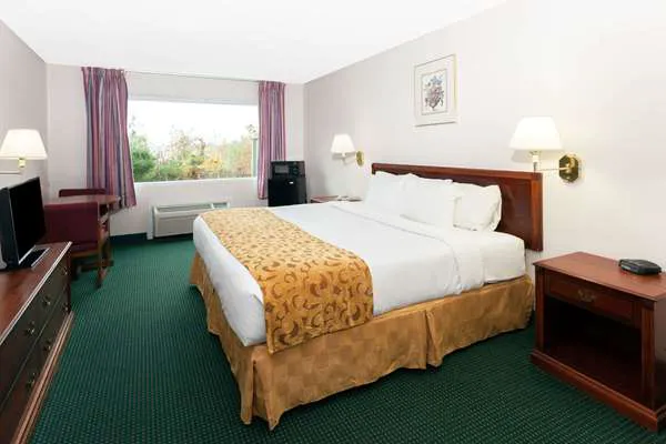 Days Inn by Wyndham Dahlonega University Area 4