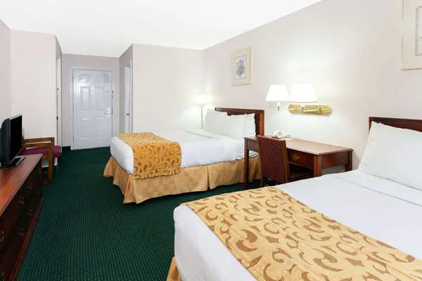 Days Inn by Wyndham Dahlonega University Area 4