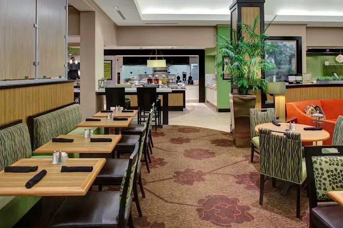 Hilton Garden Inn Atlanta North/Alpharetta 4
