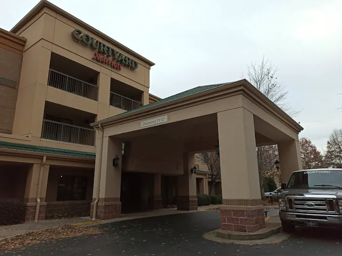 Courtyard Atlanta Alpharetta 4
