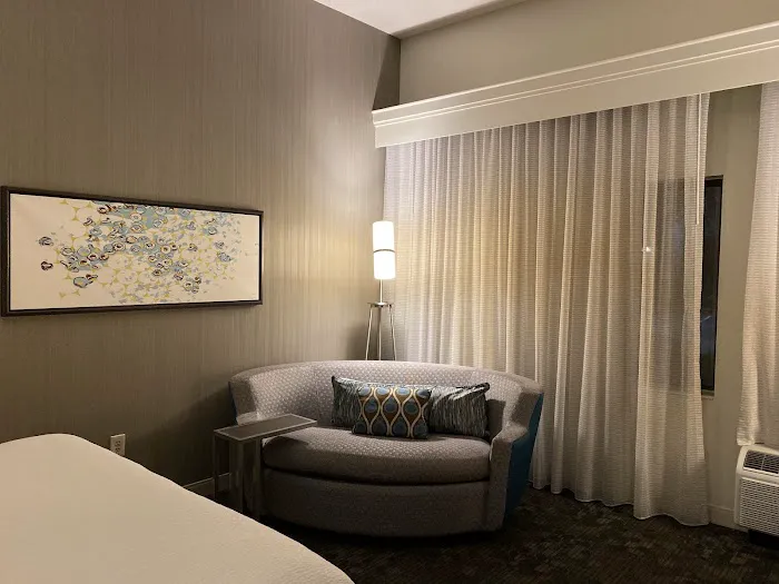 Courtyard Atlanta Alpharetta 4