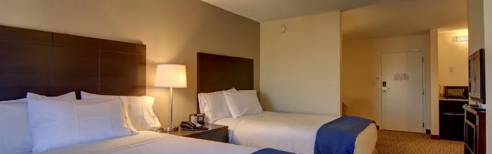 Holiday Inn Express & Suites Alpharetta - Windward Parkway by IHG 4