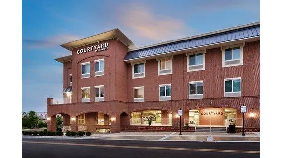 Courtyard Atlanta Duluth Downtown 4