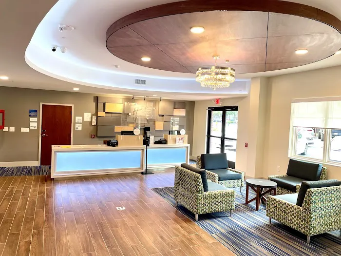 Holiday Inn Express & Suites Dahlonega - University Area, an IHG Hotel 4