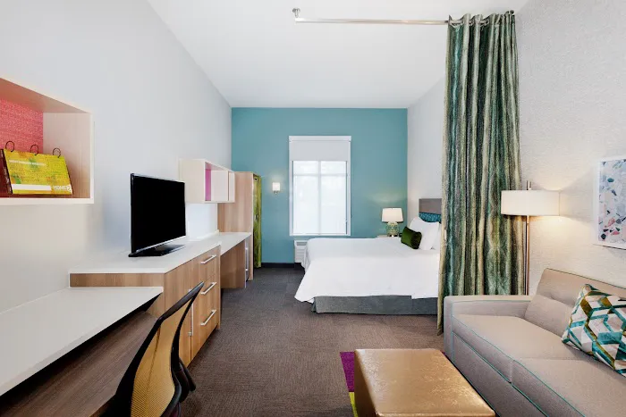 Home2 Suites by Hilton Alpharetta 4